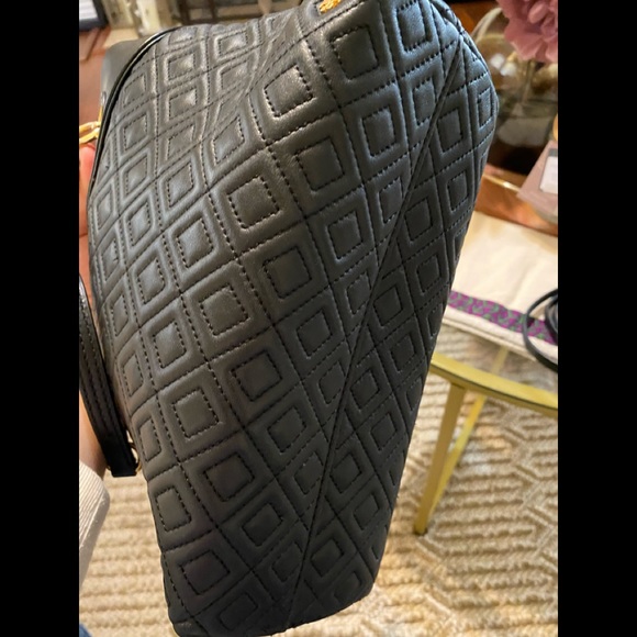 Tory Burch Fleming Triple Compartment Quilted Leather Tote - Picture 12 of 14
